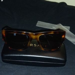 * RARE* VERSACE SUNGLASSES TURTLE 🐢 SHELL BROWN